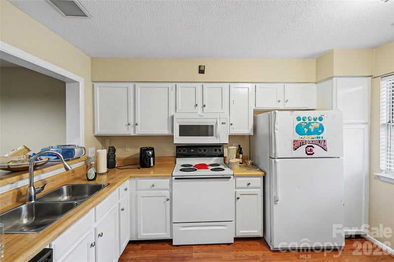 2921 Heathstead Pl, Charlotte, NC 28210