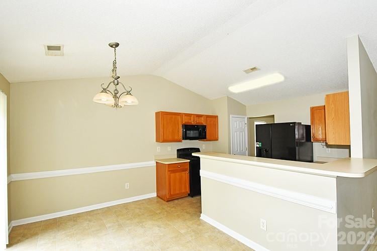 6710 Goldenwillow Dr, Charlotte, NC 28215