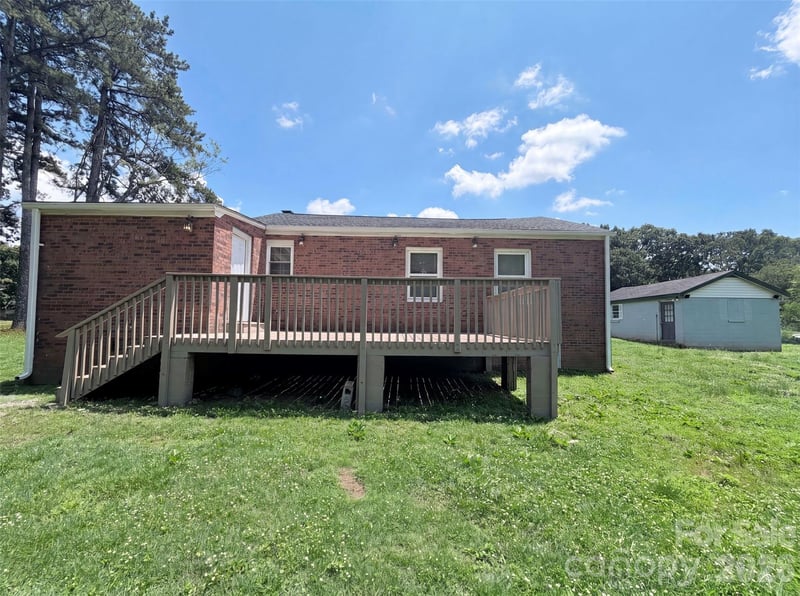 206 Lilly St, Cherryville, NC 28021