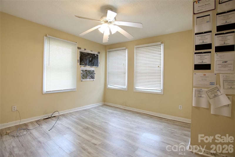 381 Mcgill Ave, Concord, NC 28027