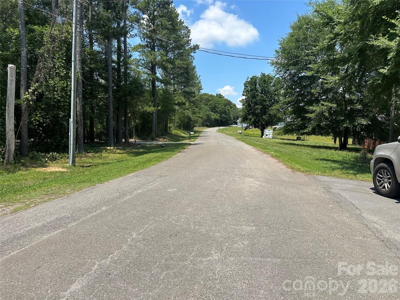 110 Ponder Rd, Grover, NC 28073