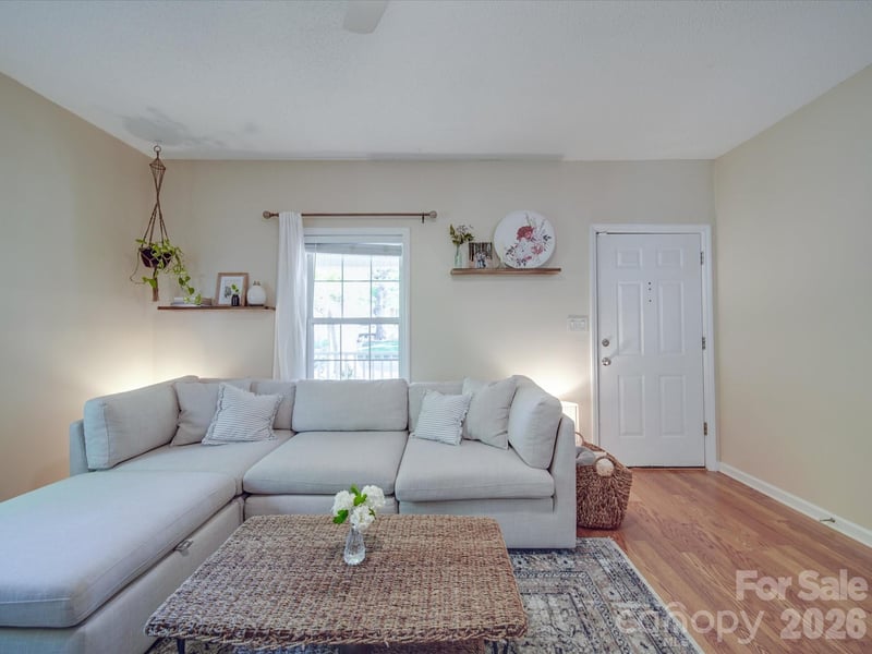 215 6th St, Belmont, NC 28012