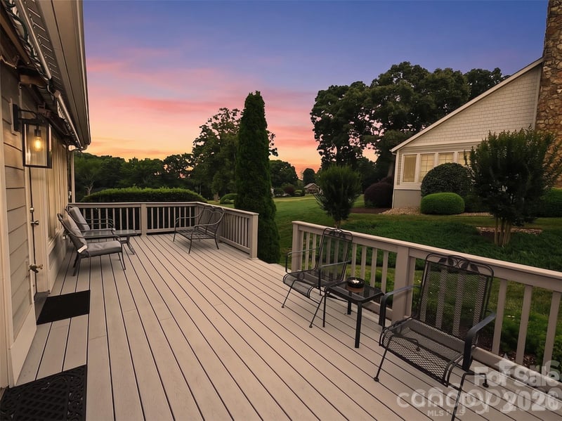 3675 Rock Bridge Dr, Conover, NC 28613