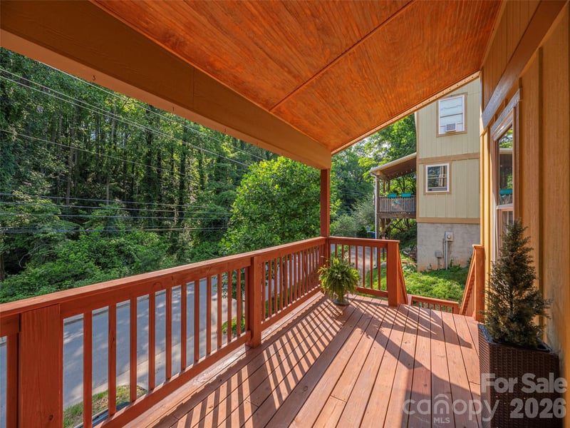 420 State St, Asheville, NC 28806