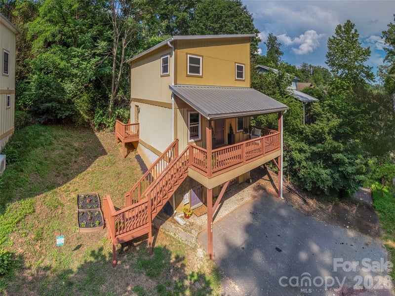420 State St, Asheville, NC 28806