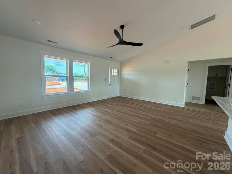 114 Progress Pl, Salisbury, NC 28147