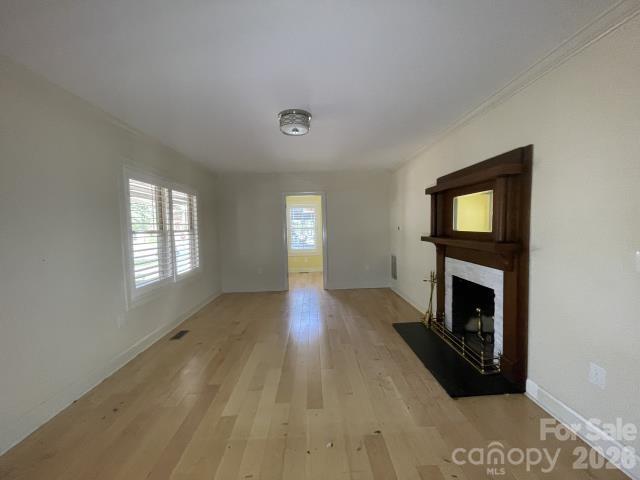 1512 Ivey Dr, Charlotte, NC 28205