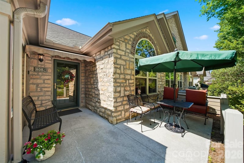 808-C Wynnshire Dr, Hickory, NC 28601