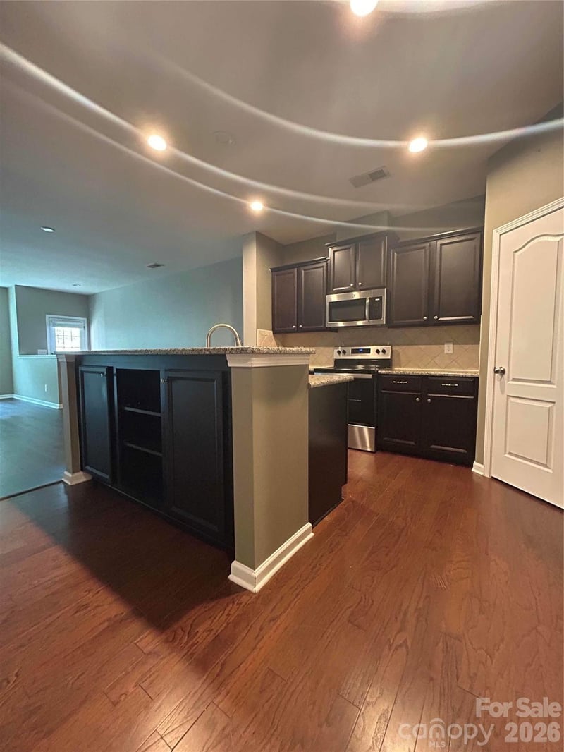 8988 Lanark Ln, Fort Mill, SC 29707
