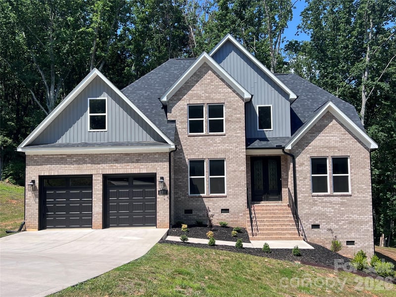 236 Mark Ryan Ln, Dallas, NC 28034