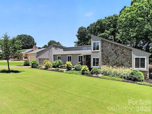 8401 Raintree Ln, Charlotte, NC 28277
