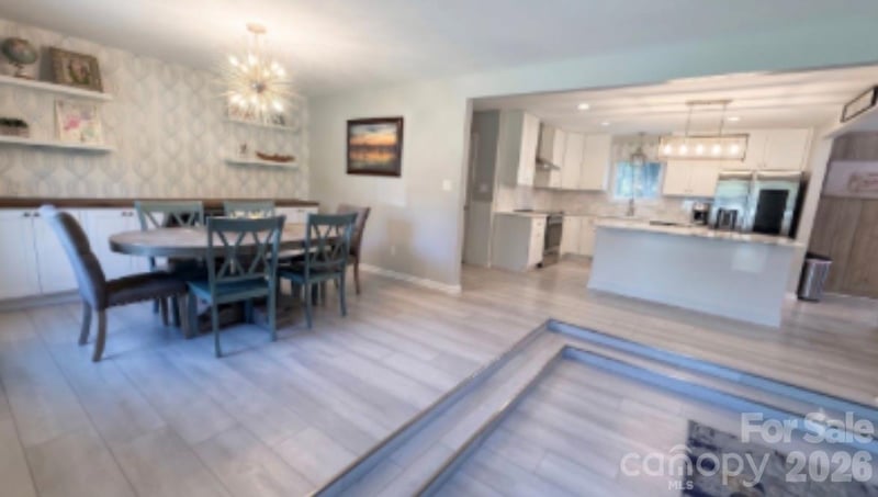 8401 Raintree Ln, Charlotte, NC 28277