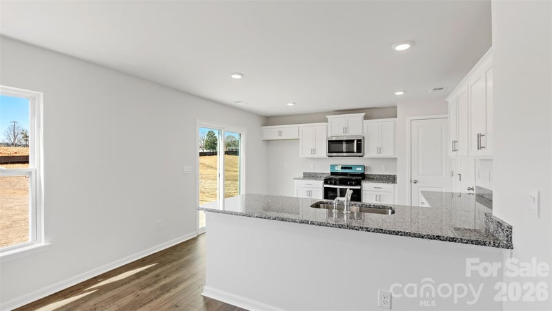 28 Katherine Emilie Dr, Hendersonville, NC 28792