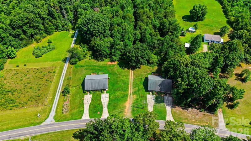 800 Horseshoe Lake Rd, Lincolnton, NC 28092