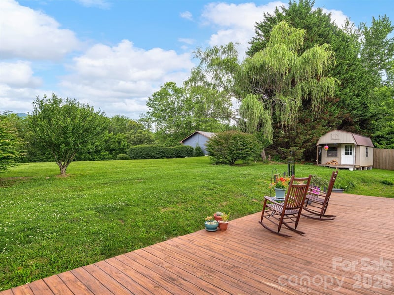 9 Cedar Hill Rd, Asheville, NC 28806