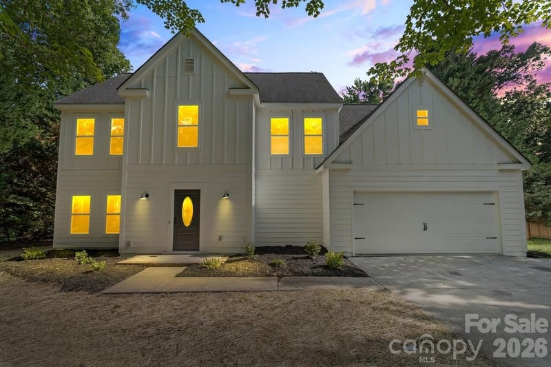 2033 Colony Hill Dr, Charlotte, NC 28214