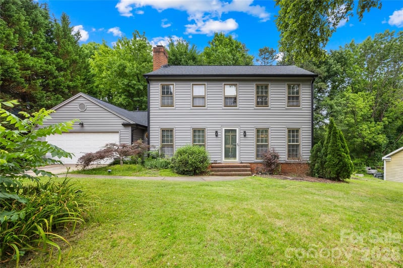 8349 Norcroft Dr, Charlotte, NC 28269