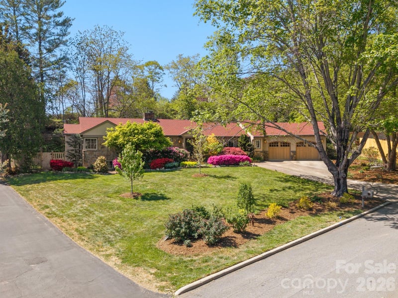 43 Martindale Rd, Asheville, NC 28804