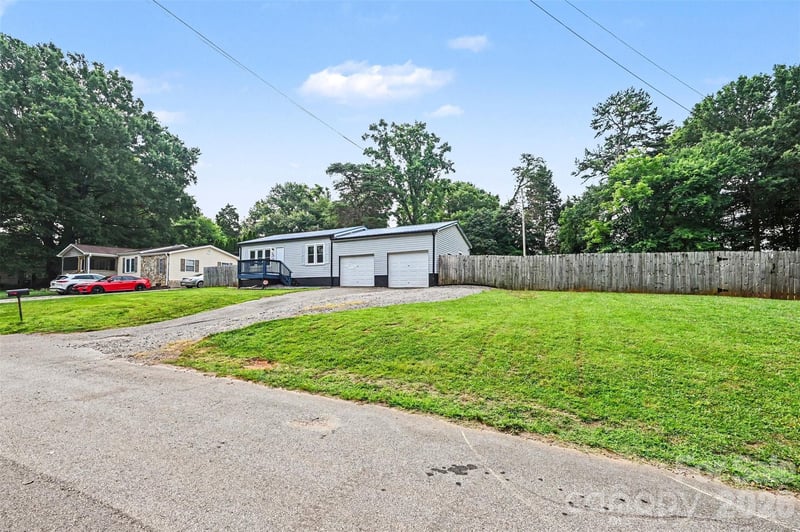 139 Kay Ln, Statesville, NC 28625