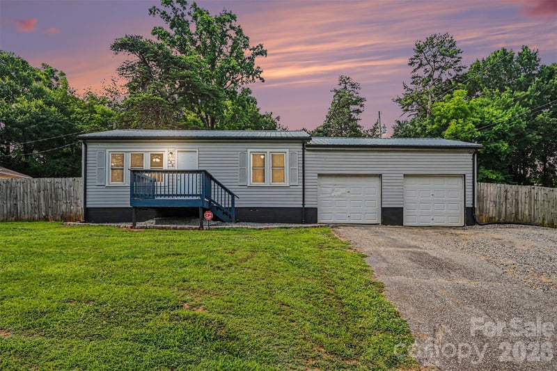 139 Kay Ln, Statesville, NC 28625