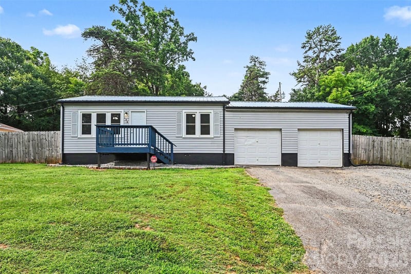 139 Kay Ln, Statesville, NC 28625