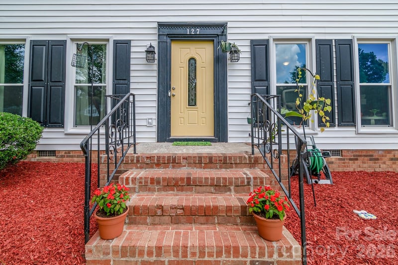 127 Ridge Rn, Marshville, NC 28103
