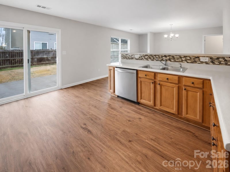 220 Hunslet Cir, Charlotte, NC 28206