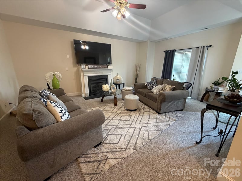 892 Trial Pl, Newton, NC 28658