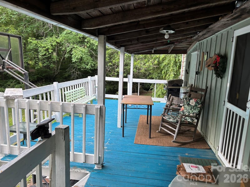 547 Avery Creek Rd, Arden, NC 28704