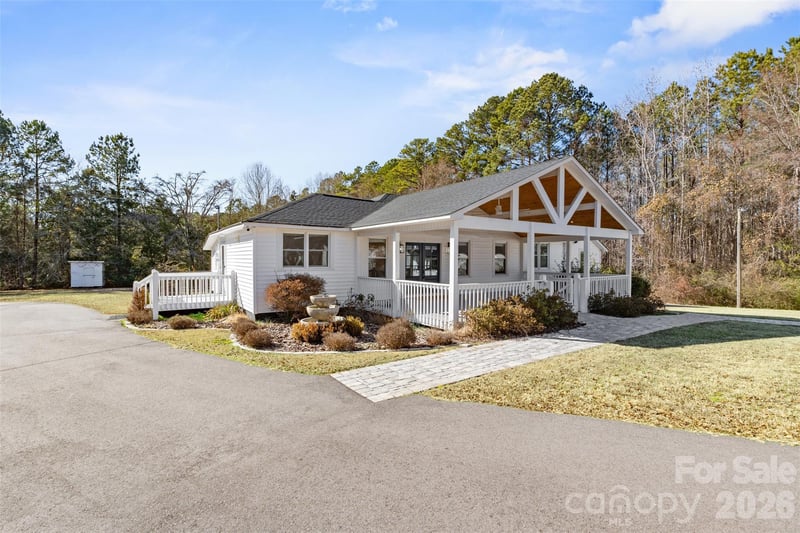 5214 Echo Valley, Great Falls, SC 29055