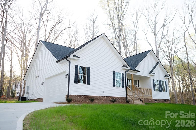1262 Rainbow Cir, Catawba, SC 29704