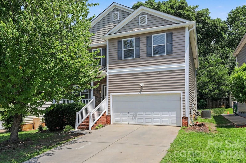 6908 Centerline Dr, Charlotte, NC 28278
