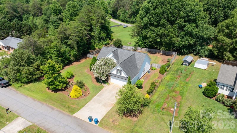 1621 Herbie Cir, Newton, NC 28658