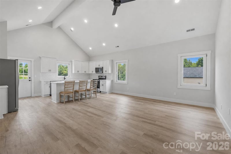 1226 Burris Blvd, Lincolnton, NC 28092