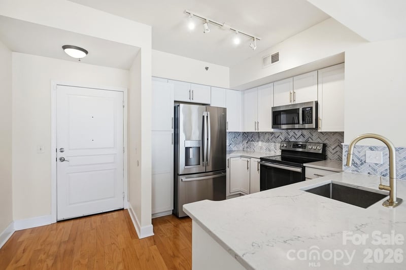 1315 East Blvd #411, Charlotte, NC 28203