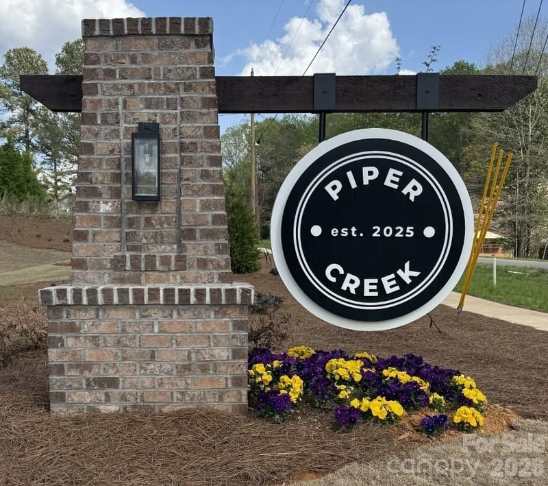 1623 Piper Creek Ave, Newton, NC 28658