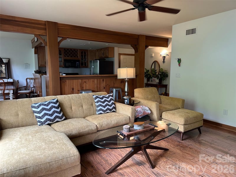 222 Creekside Way #D/101, Burnsville, NC 28714