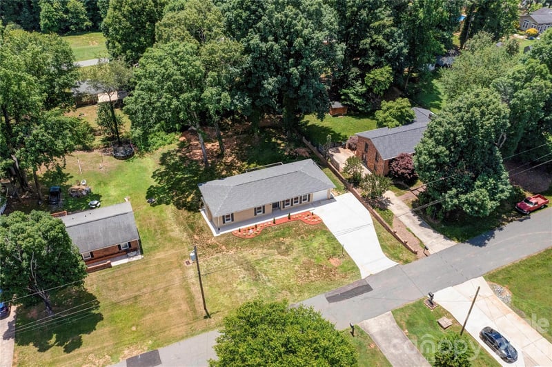 2173 Ridgewood Dr, Gastonia, NC 28054