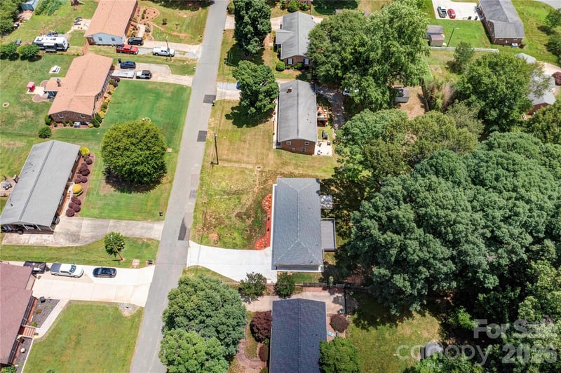 2173 Ridgewood Dr, Gastonia, NC 28054