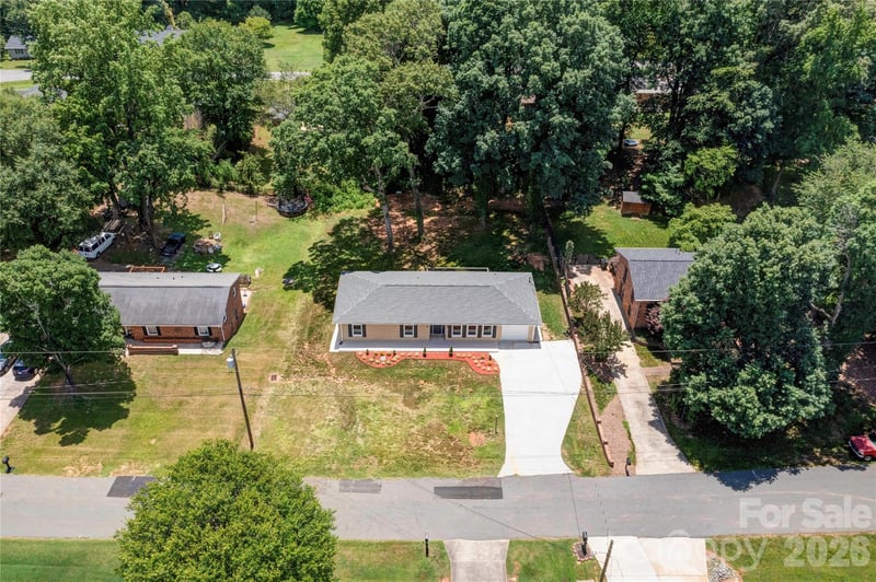 2173 Ridgewood Dr, Gastonia, NC 28054