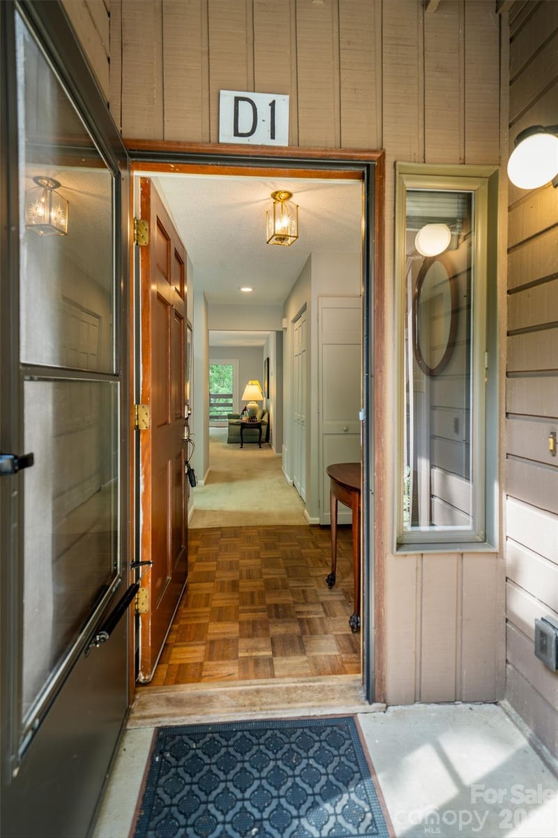 305 Piney Mountain Dr #D-1, Asheville, NC 28805