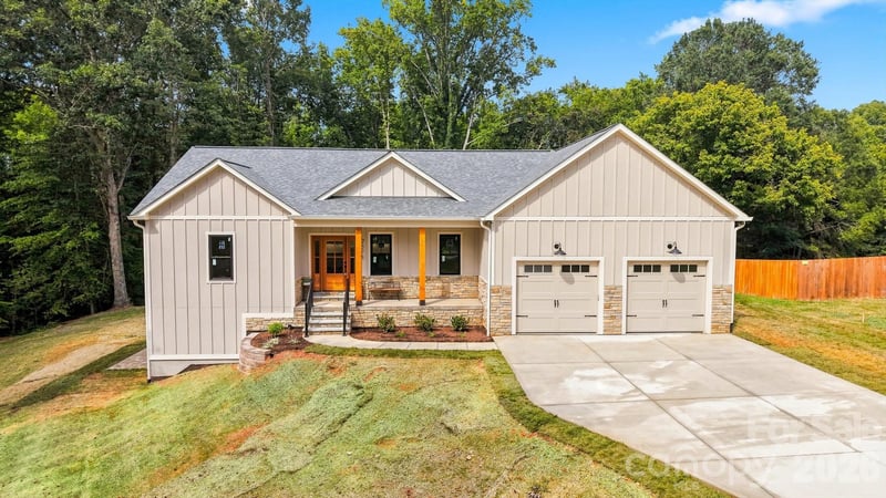 2578 Polo Ln, Maiden, NC 28650