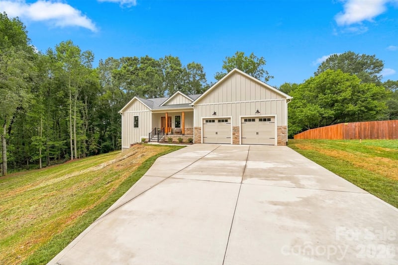 2578 Polo Ln, Maiden, NC 28650