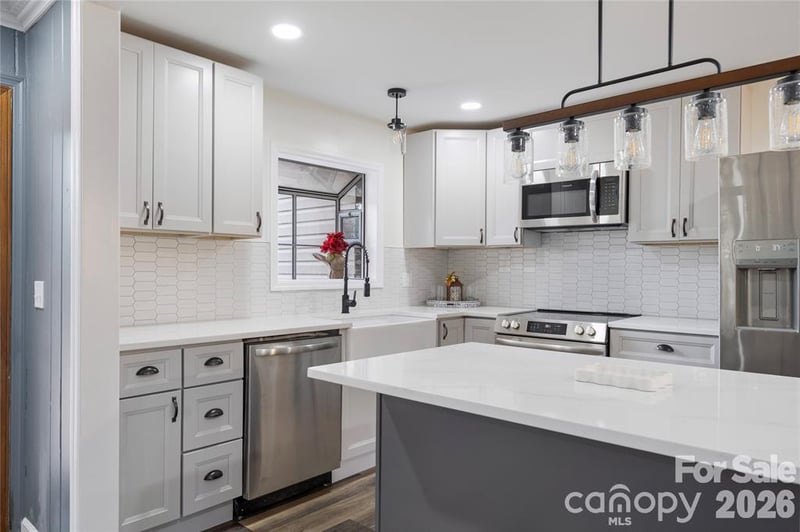 203 Ewing Dr, Belmont, NC 28012