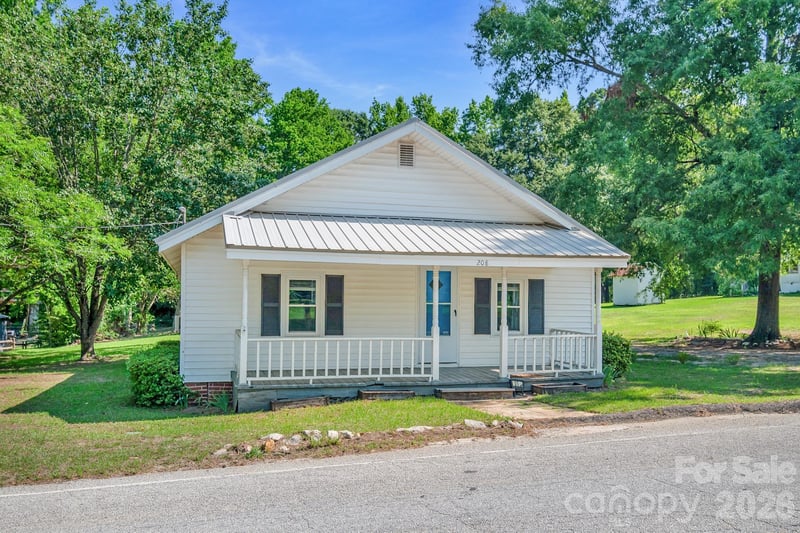 208 Church St, Jefferson, SC 29718