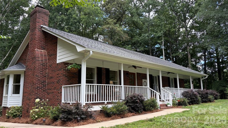 2482 Waxhaw Indian Trail Rd, Waxhaw, NC 28173