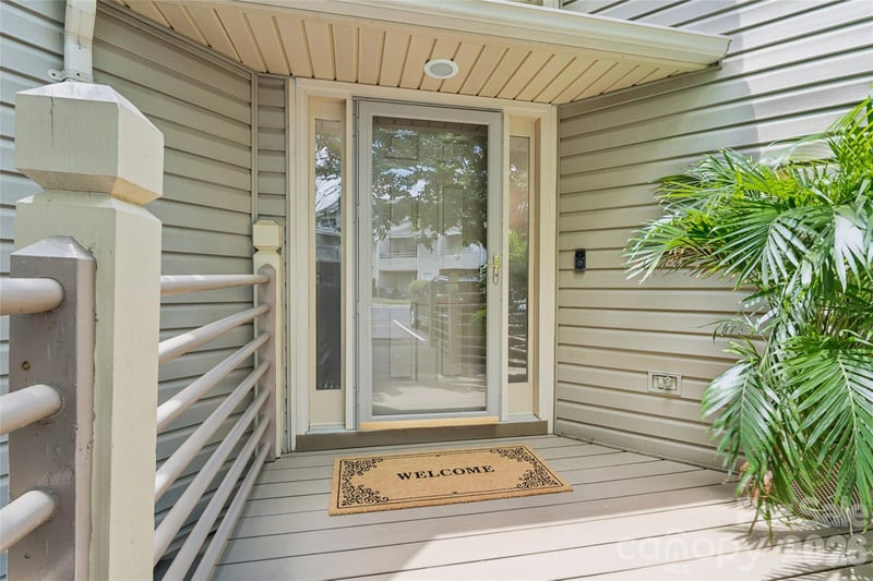 14039 Queens Harbor Rd, Charlotte, NC 28278