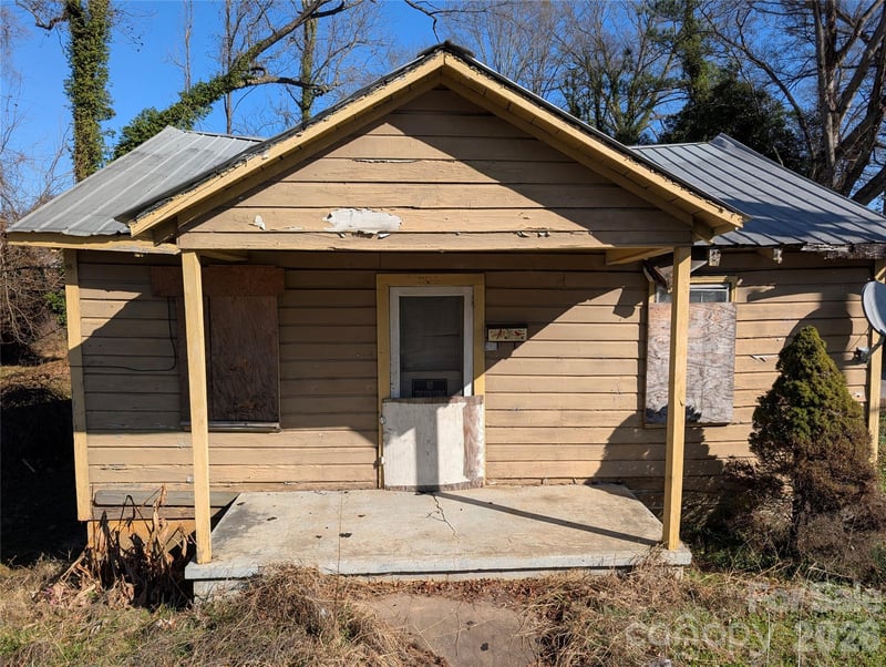 310 Floyd Baker Blvd, Gaffney, SC 29341