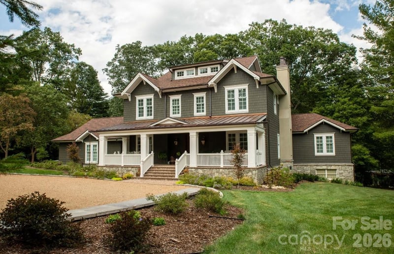 1 Cedar Chine Dr, Asheville, NC 28803