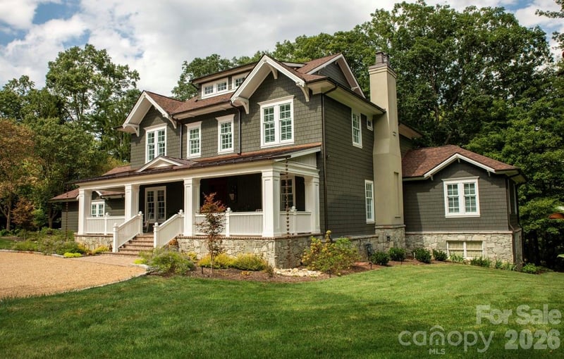 1 Cedar Chine Dr, Asheville, NC 28803